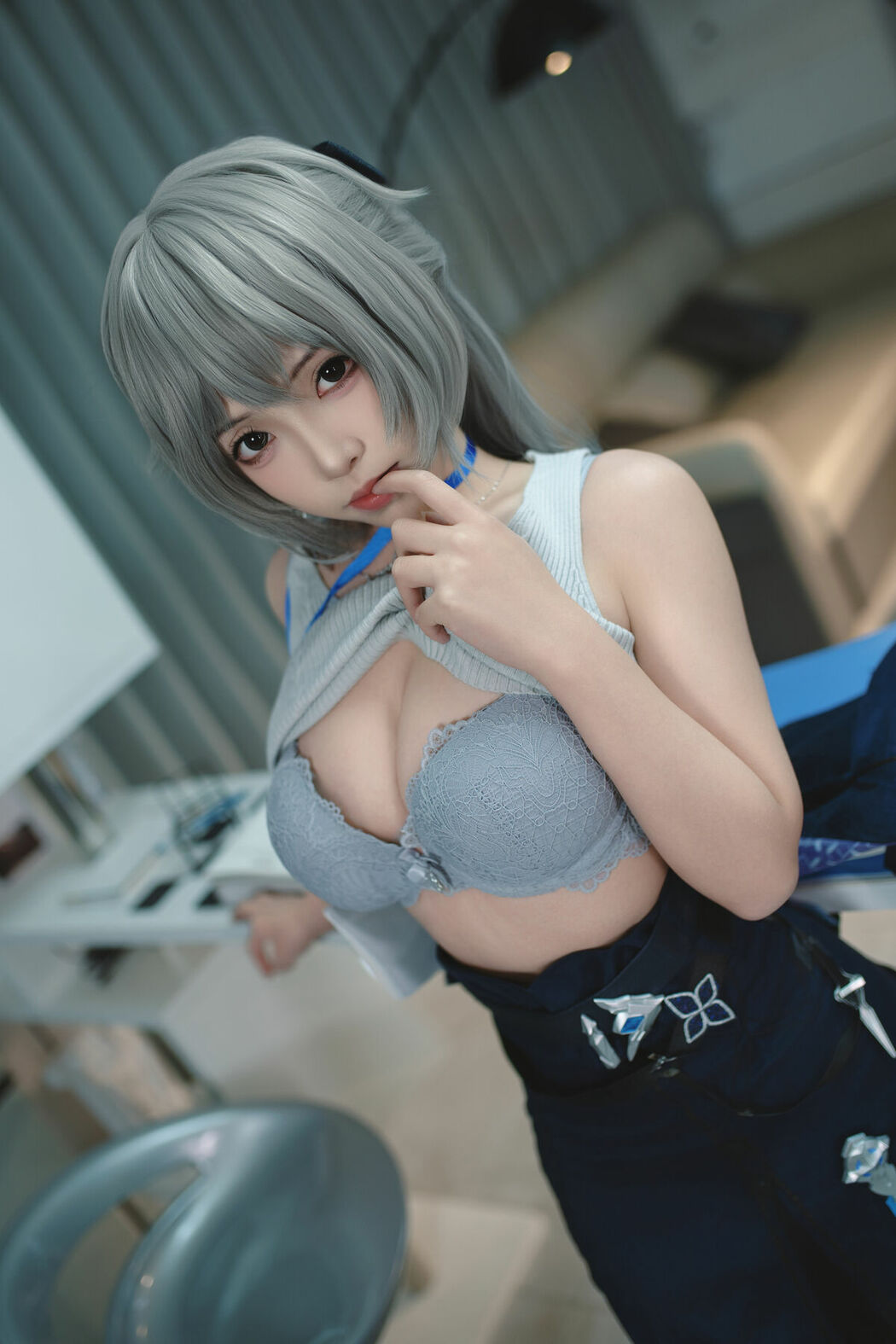 Coser@Bangni邦尼 – 布洛妮娅 崩坏 (88P – 7V)