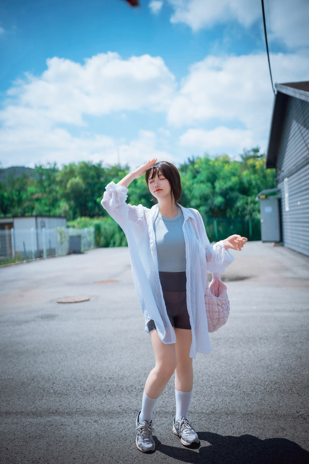 DJAWA Son Ye-Eun 손예은 – Wash My Car Part03 (58P)