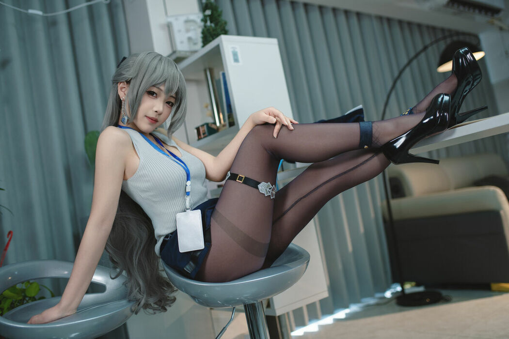 Coser@Bangni邦尼 – 布洛妮娅 崩坏 (88P – 7V)