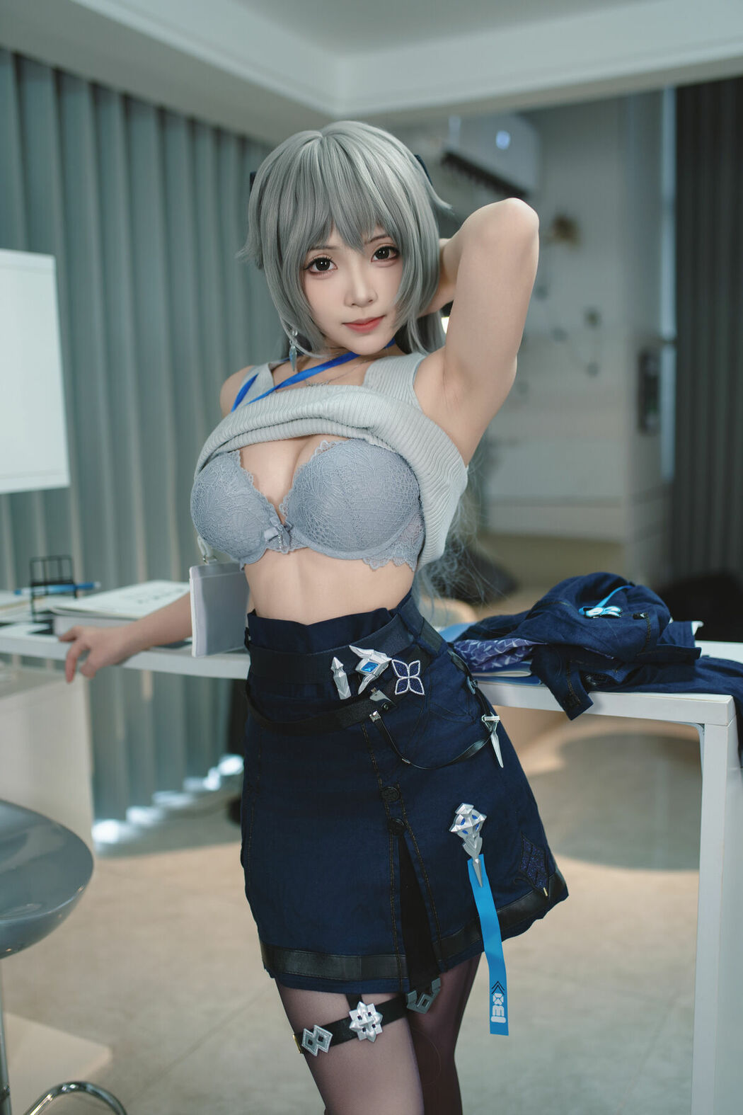 Coser@Bangni邦尼 – 布洛妮娅 崩坏 (88P – 7V)