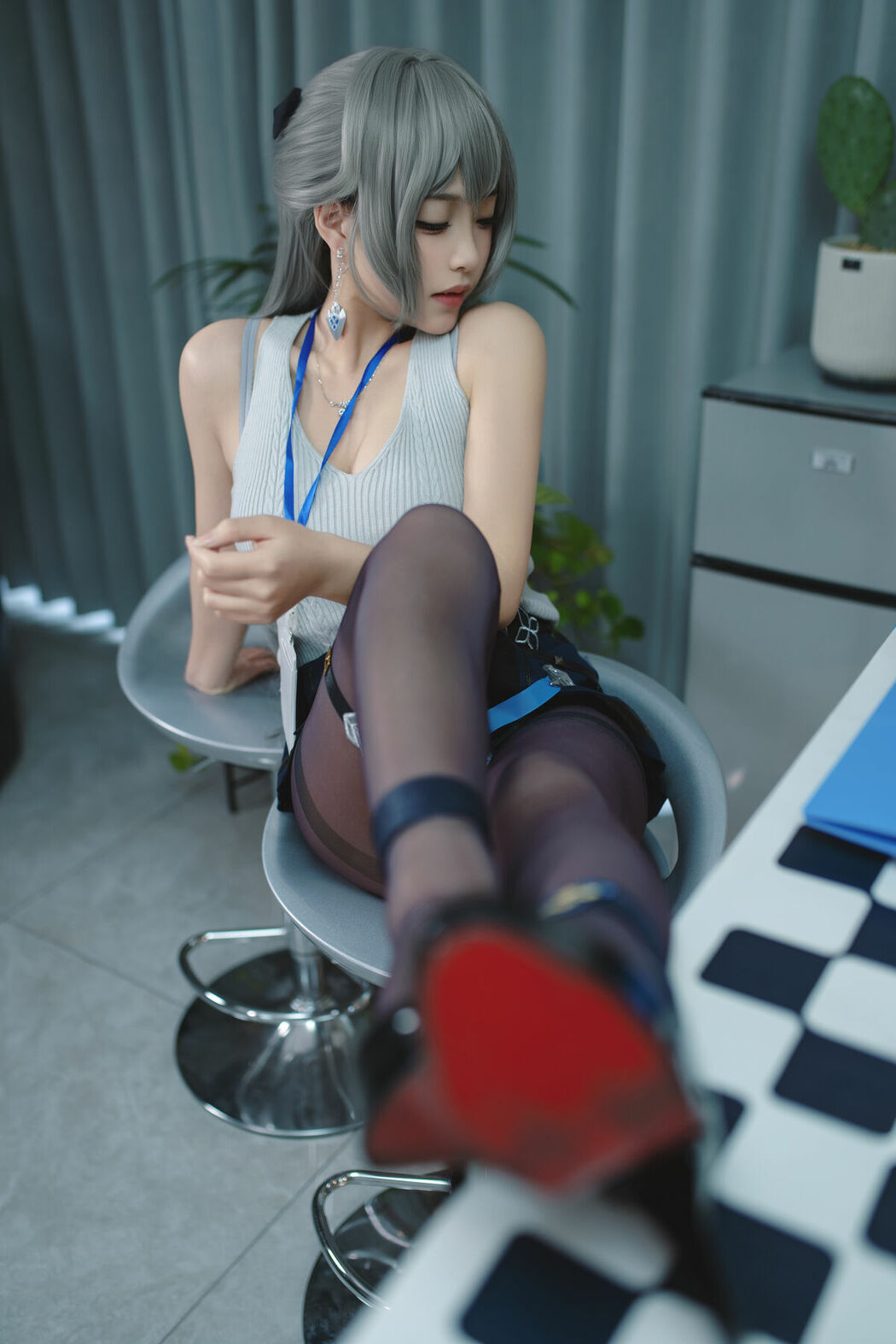 Coser@Bangni邦尼 – 布洛妮娅 崩坏 (88P – 7V)