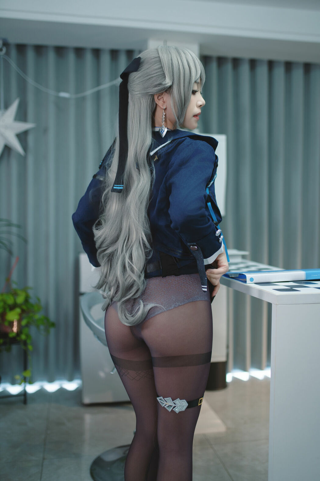 Coser@Bangni邦尼 – 布洛妮娅 崩坏 (88P – 7V)