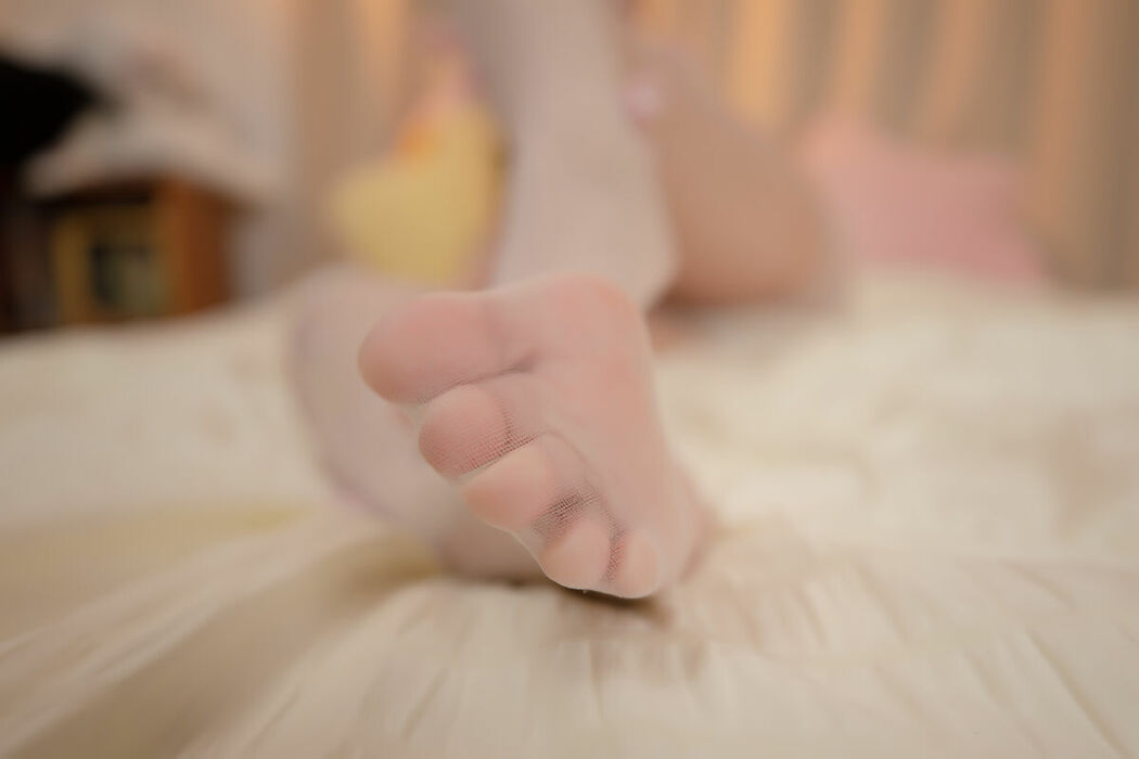 Coser@神楽坂真冬 – 粉色诱惑 (76P – 2V)