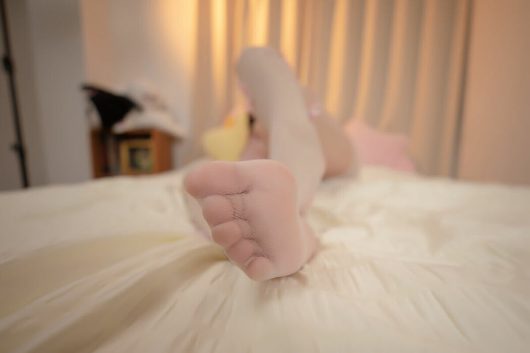 Coser@神楽坂真冬 – 粉色诱惑 (76P – 2V)