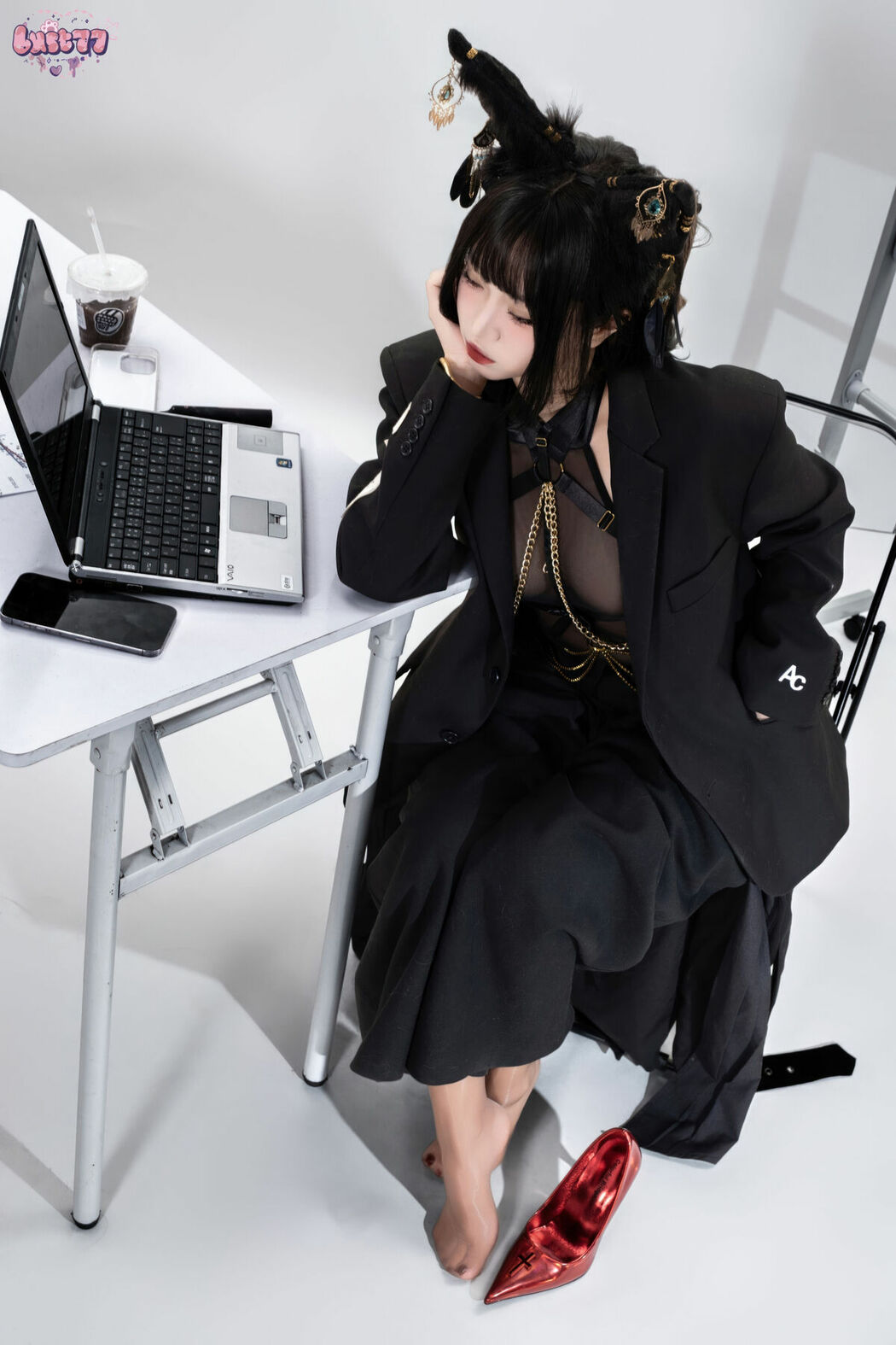 Coser@柒柒要乖哦 – 黑-阿努比斯 Part03 (57P)