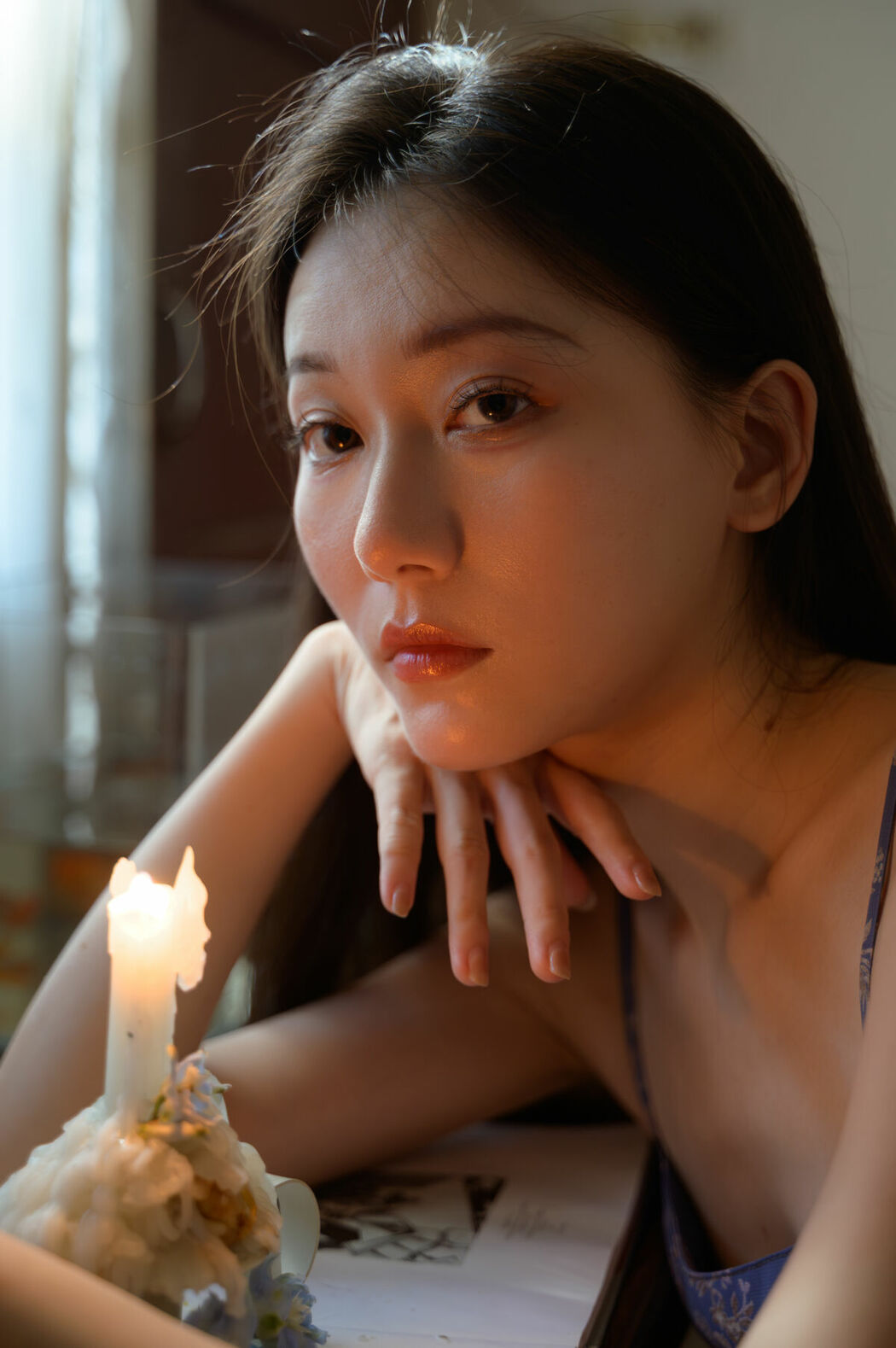 YiTuYu艺图语 Vol.10043 Xiao Yue (24P)