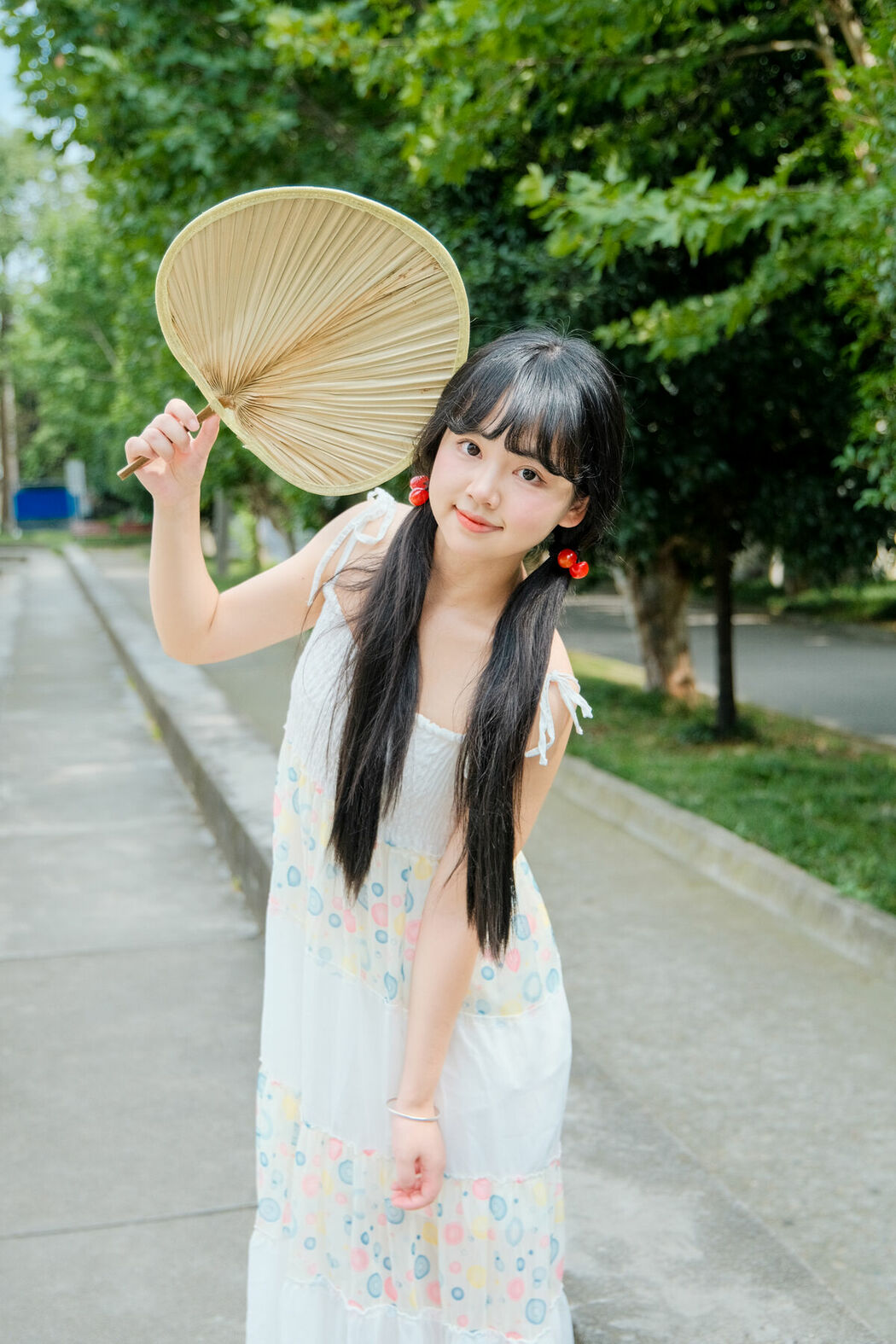 YiTuYu艺图语 Vol.10046 Xiao Li Hua Er (32P)