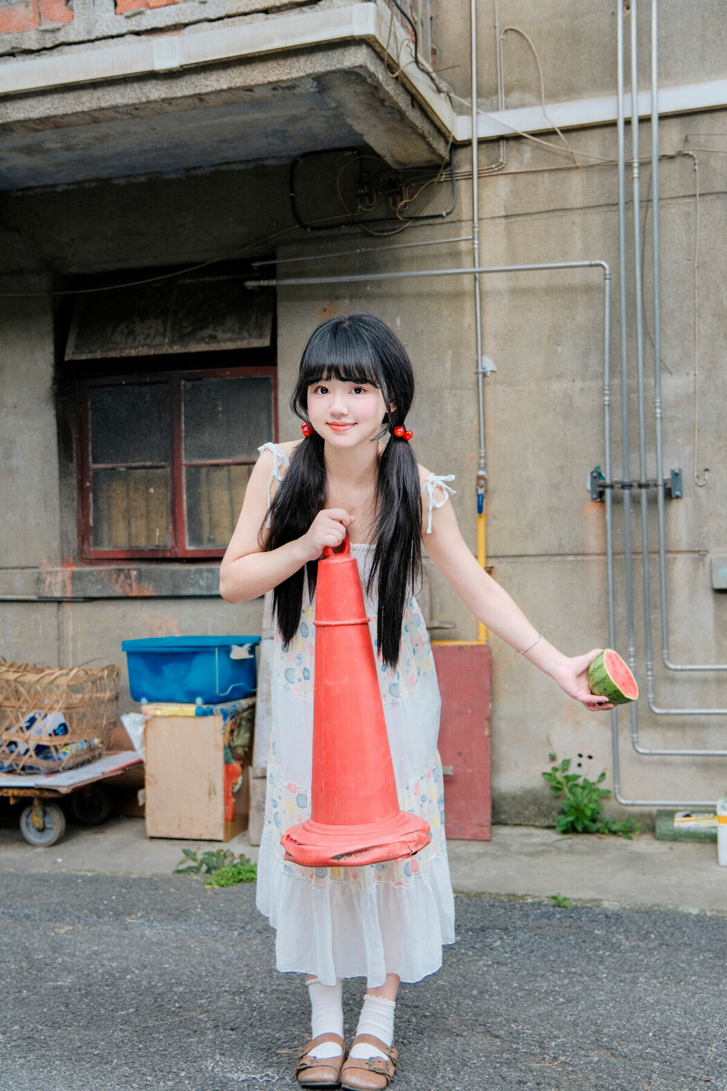 YiTuYu艺图语 Vol.10046 Xiao Li Hua Er (32P)