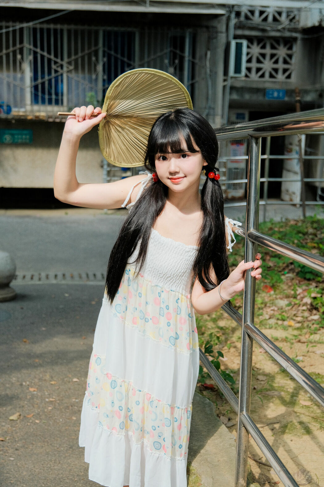 YiTuYu艺图语 Vol.10046 Xiao Li Hua Er (32P)