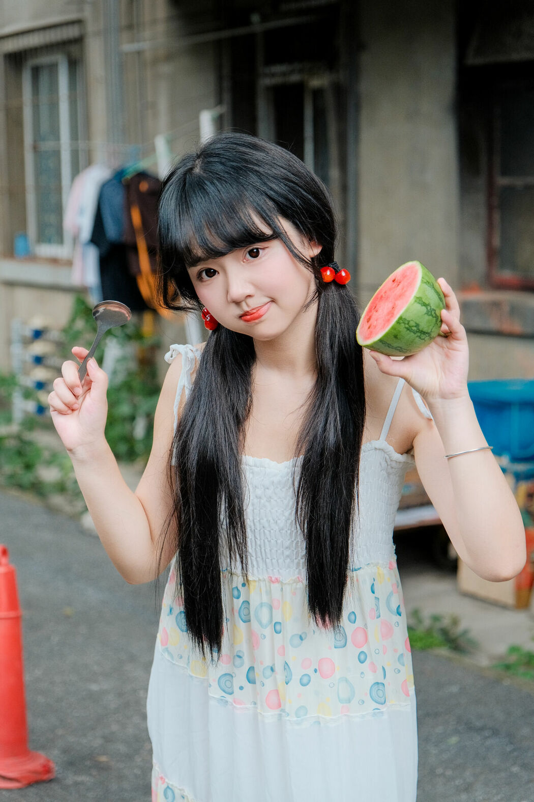 YiTuYu艺图语 Vol.10046 Xiao Li Hua Er (32P)