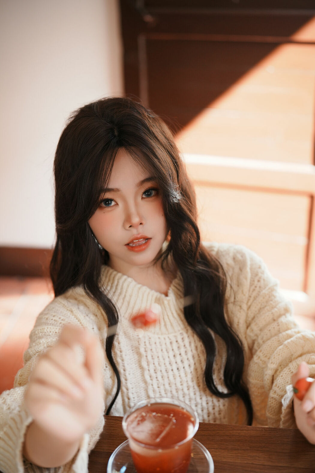 YiTuYu艺图语 Vol.10049 Le Di (14P)
