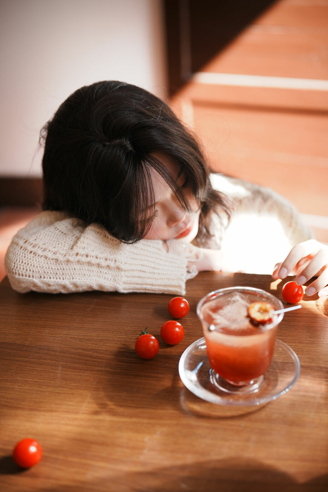 YiTuYu艺图语 Vol.10049 Le Di (14P)