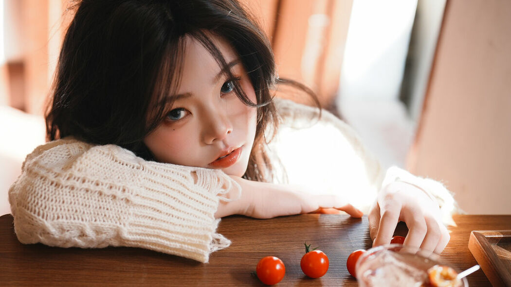 YiTuYu艺图语 Vol.10049 Le Di (14P)