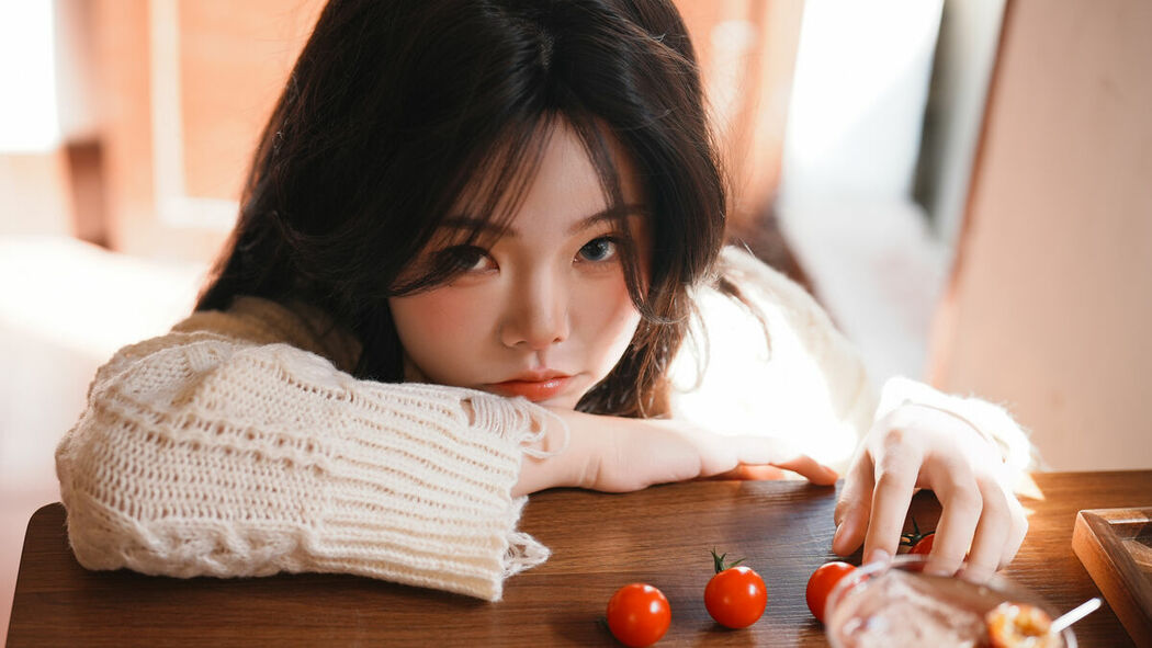YiTuYu艺图语 Vol.10049 Le Di (14P)