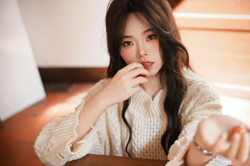 YiTuYu艺图语 Vol.10049 Le Di (14P)