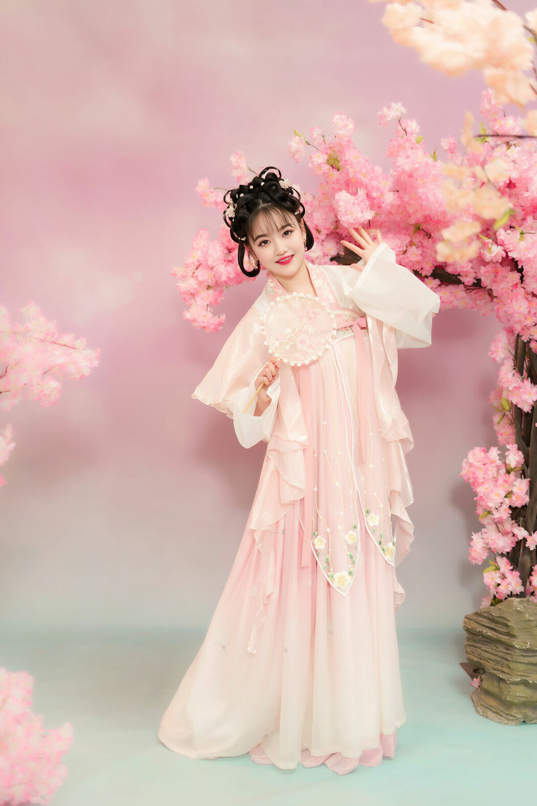YiTuYu艺图语 Vol.10051 Zhu Ge (22P)