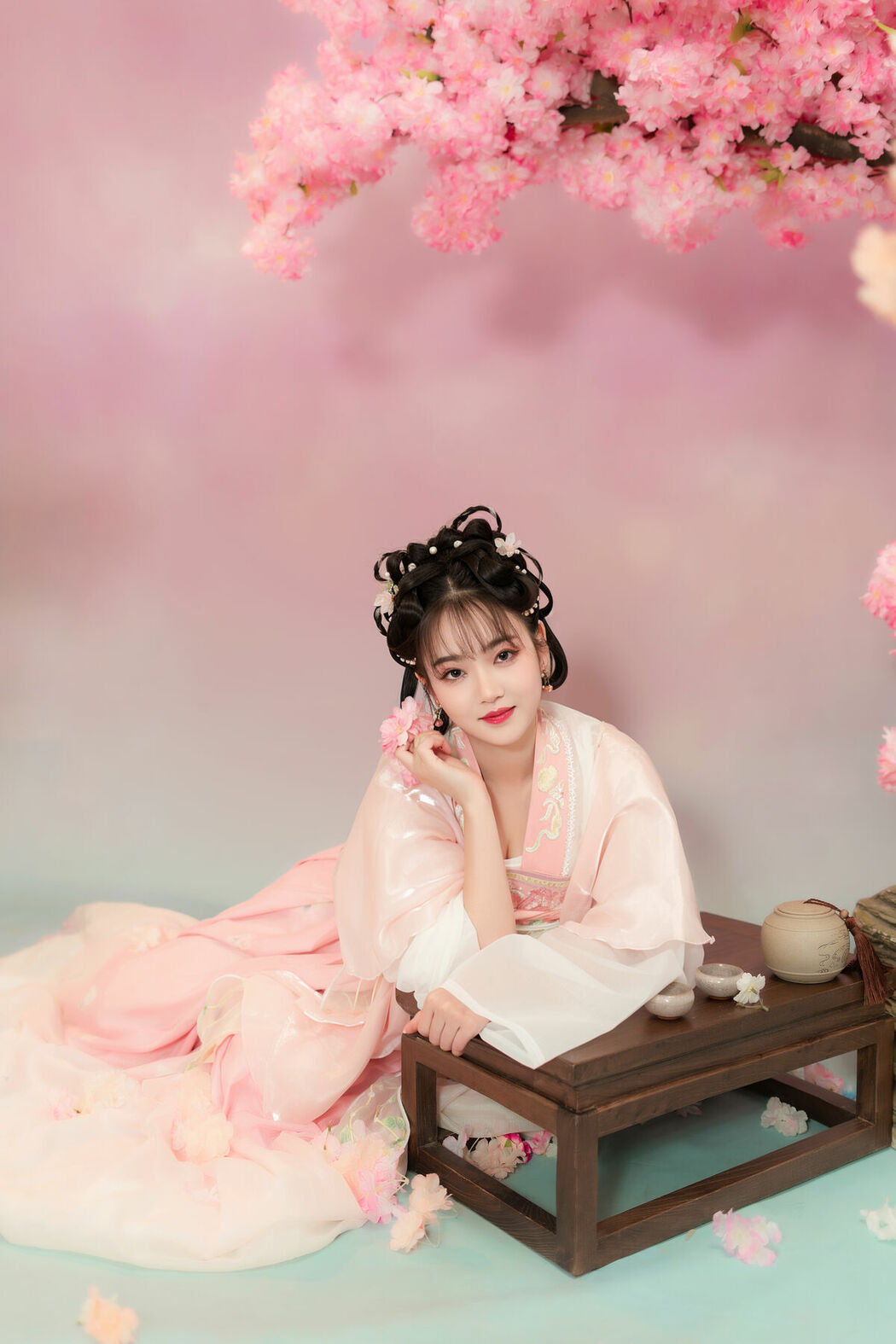 YiTuYu艺图语 Vol.10051 Zhu Ge (22P)