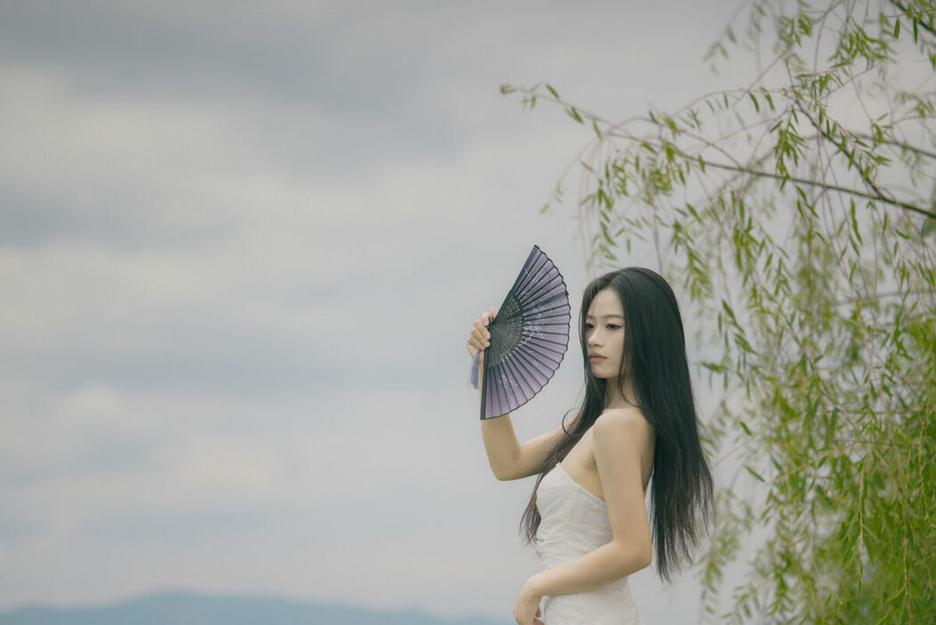 YiTuYu艺图语 Vol.10056 Xiao Yue (33P)