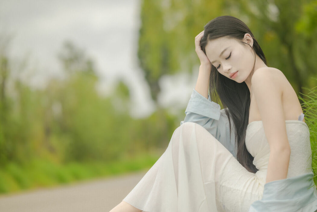 YiTuYu艺图语 Vol.10056 Xiao Yue (33P)