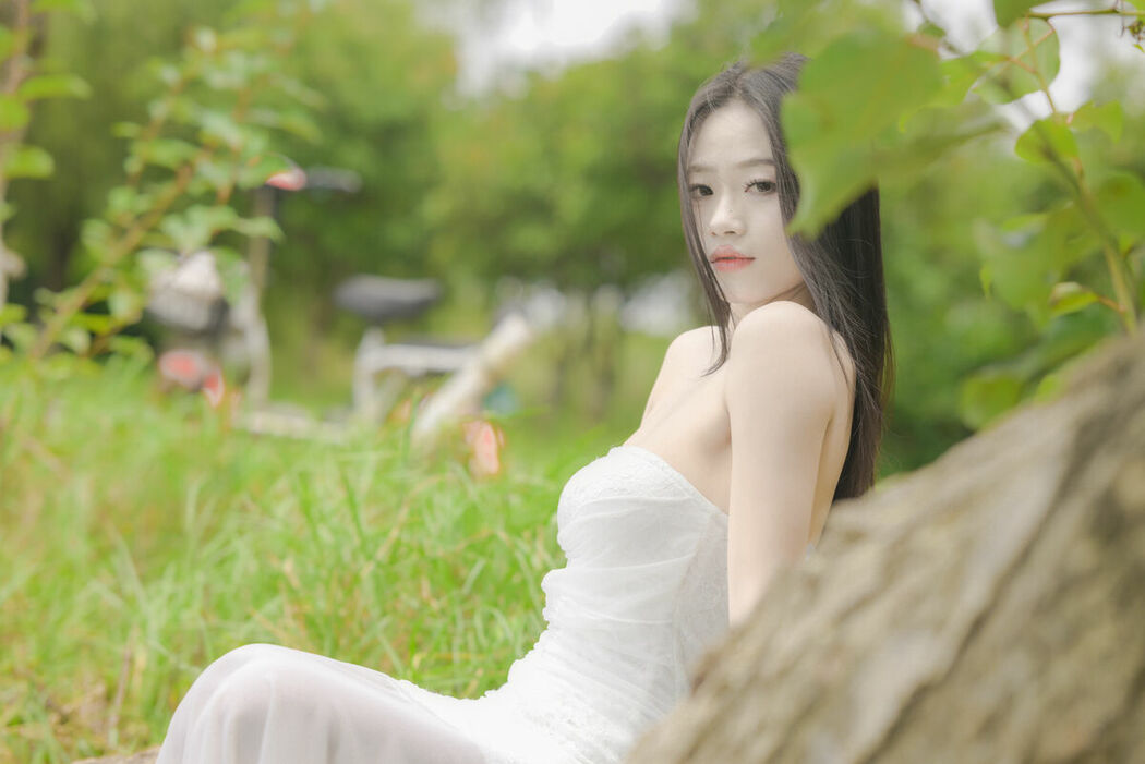 YiTuYu艺图语 Vol.10056 Xiao Yue (33P)