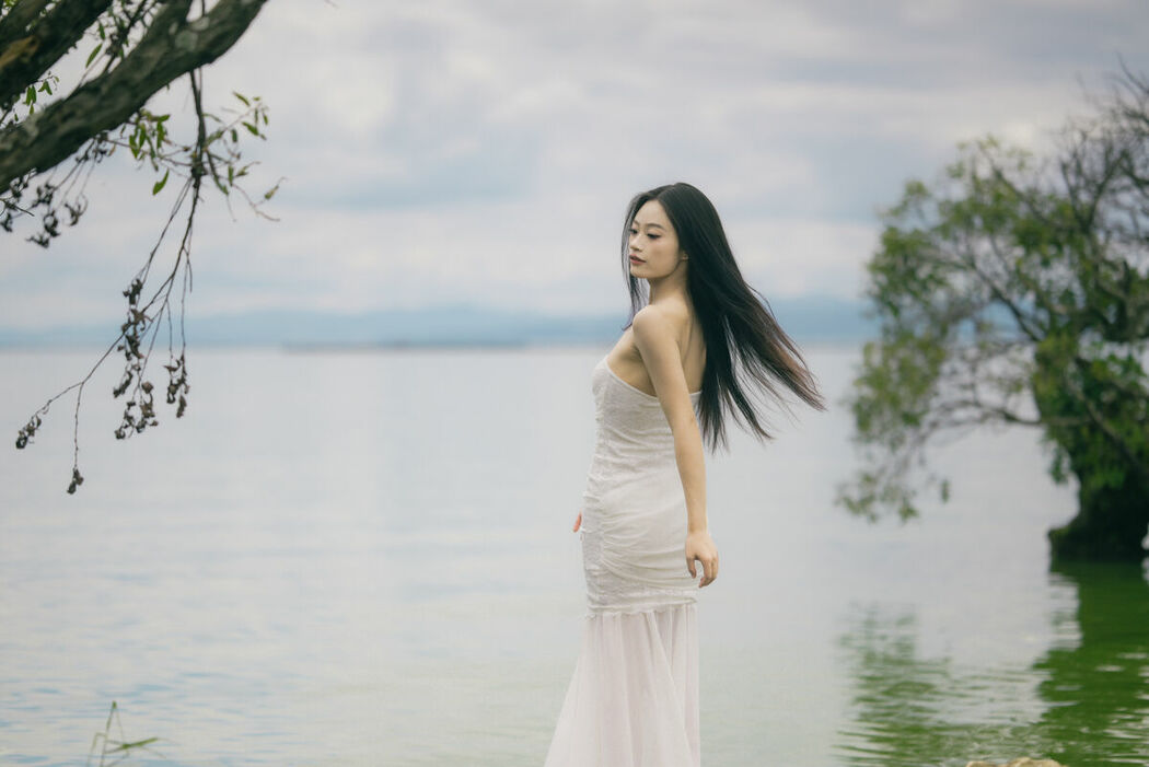 YiTuYu艺图语 Vol.10056 Xiao Yue (33P)