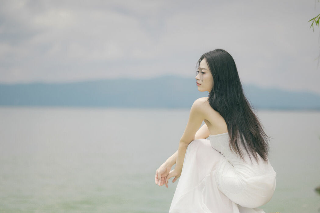 YiTuYu艺图语 Vol.10056 Xiao Yue (33P)