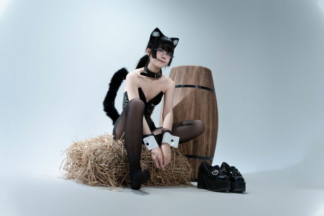 Coser@清水凪 – 猫说你可以吃蛋糕 Part02 (52P)