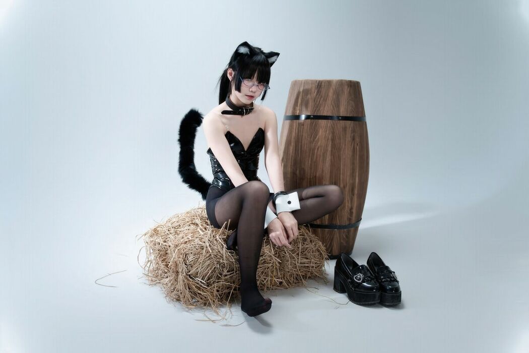 Coser@清水凪 – 猫说你可以吃蛋糕 Part02 (52P)