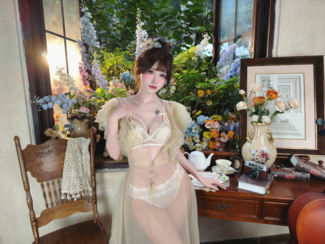 Coser@鹿八岁 – 深林的洁白花语 Part01 (54P – 1V)