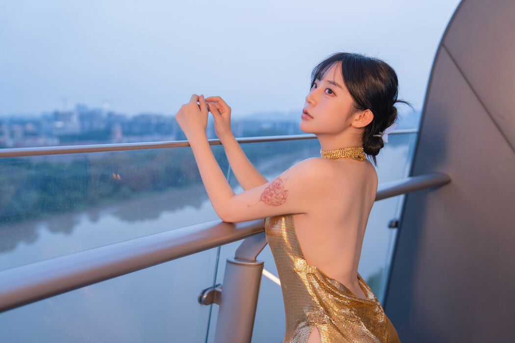 YiTuYu艺图语 Vol.10060 Yi Yuan Tong Xue Jodie (53P)