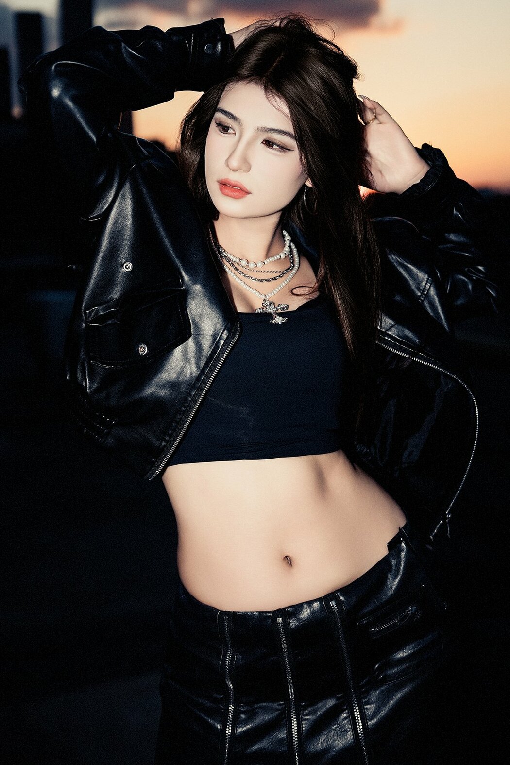 YiTuYu艺图语 Vol.10062 Mai Di (14P) Cover Photo