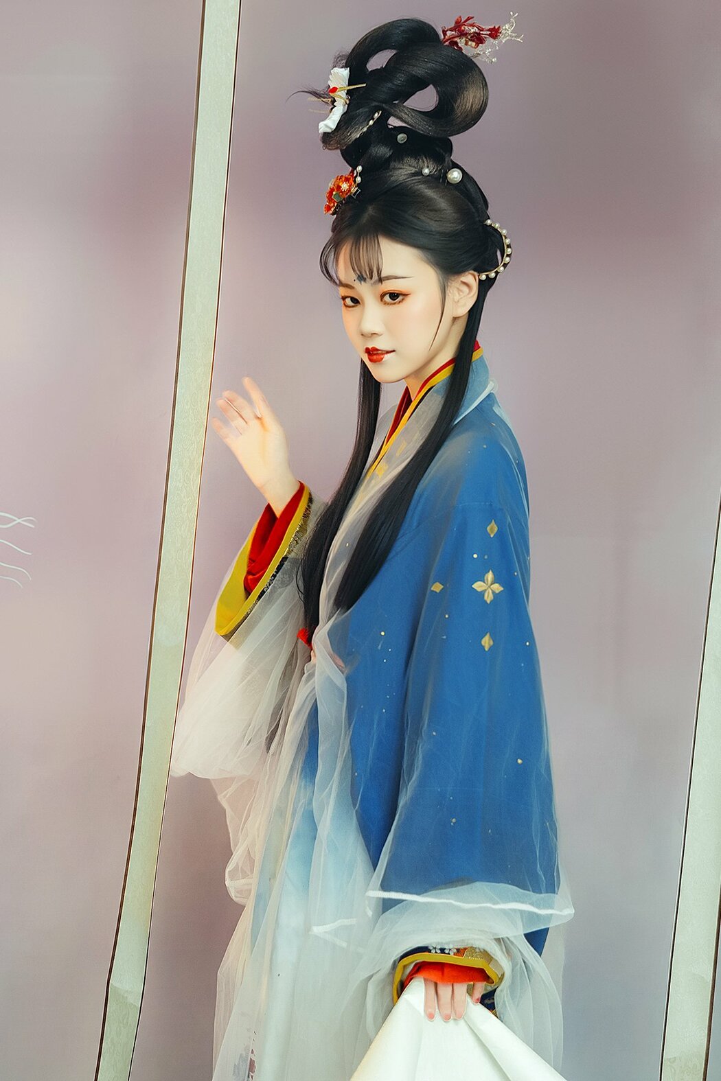 YiTuYu艺图语 Vol.10064 Wu Qi (17P) Cover Photo
