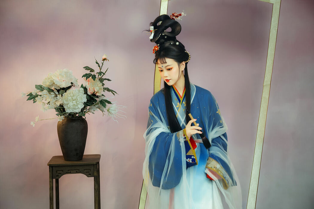 YiTuYu艺图语 Vol.10064 Wu Qi (17P)