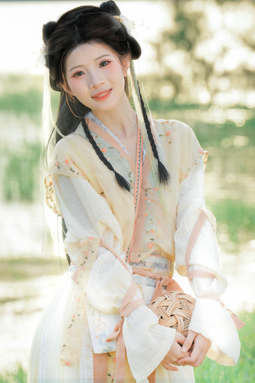 YiTuYu艺图语 Vol.10065 Wo De Xiao Zhu Li (34P)