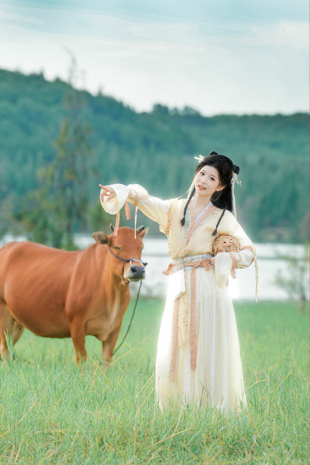 YiTuYu艺图语 Vol.10065 Wo De Xiao Zhu Li (34P)