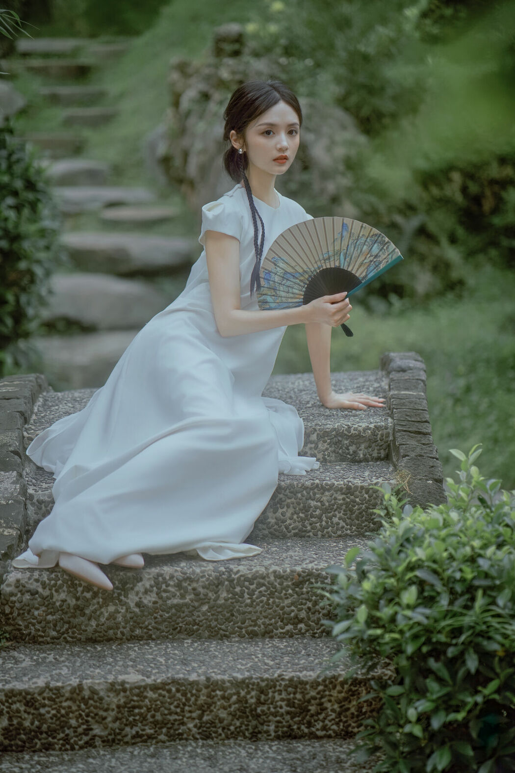 YiTuYu艺图语 Vol.10066 Yu Wen (33P)