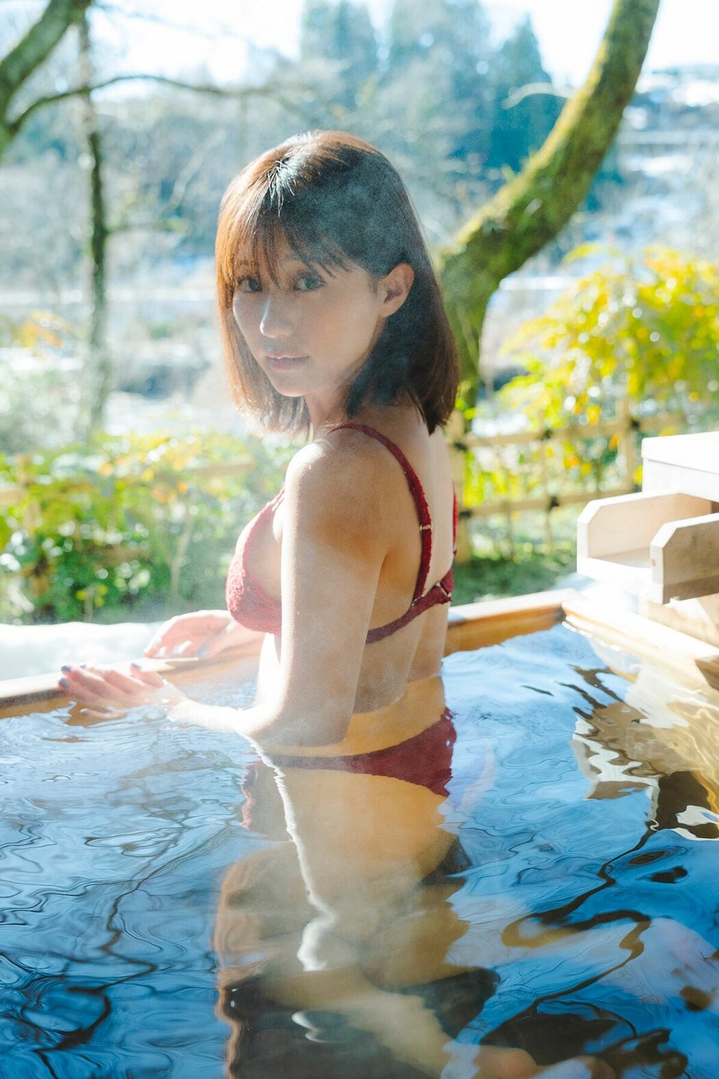 JP Miku Tanaka 田中美久 – ヤングガンガンデジタル限定写真集 銀世界 (68P)