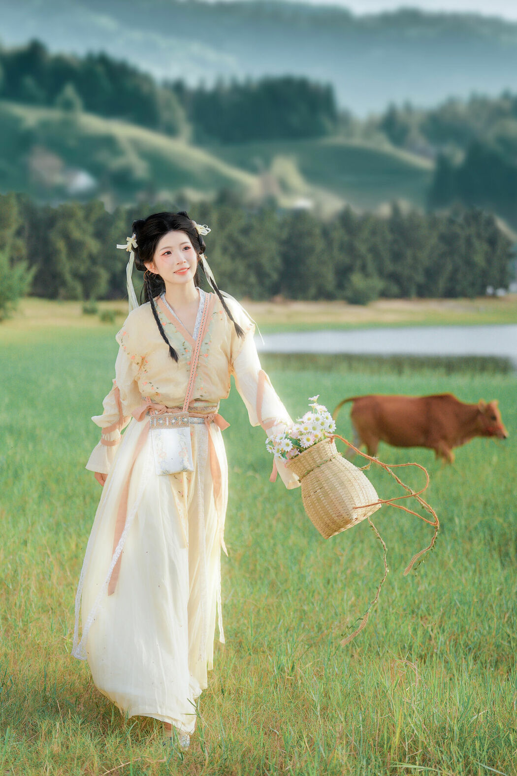 YiTuYu艺图语 Vol.10065 Wo De Xiao Zhu Li (34P)