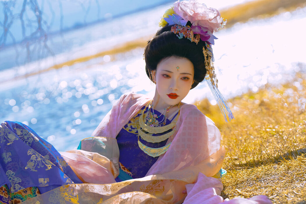 YiTuYu艺图语 Vol.10068 Tao Chi (14P)