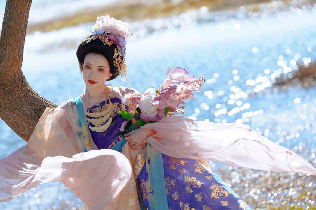 YiTuYu艺图语 Vol.10068 Tao Chi (14P)