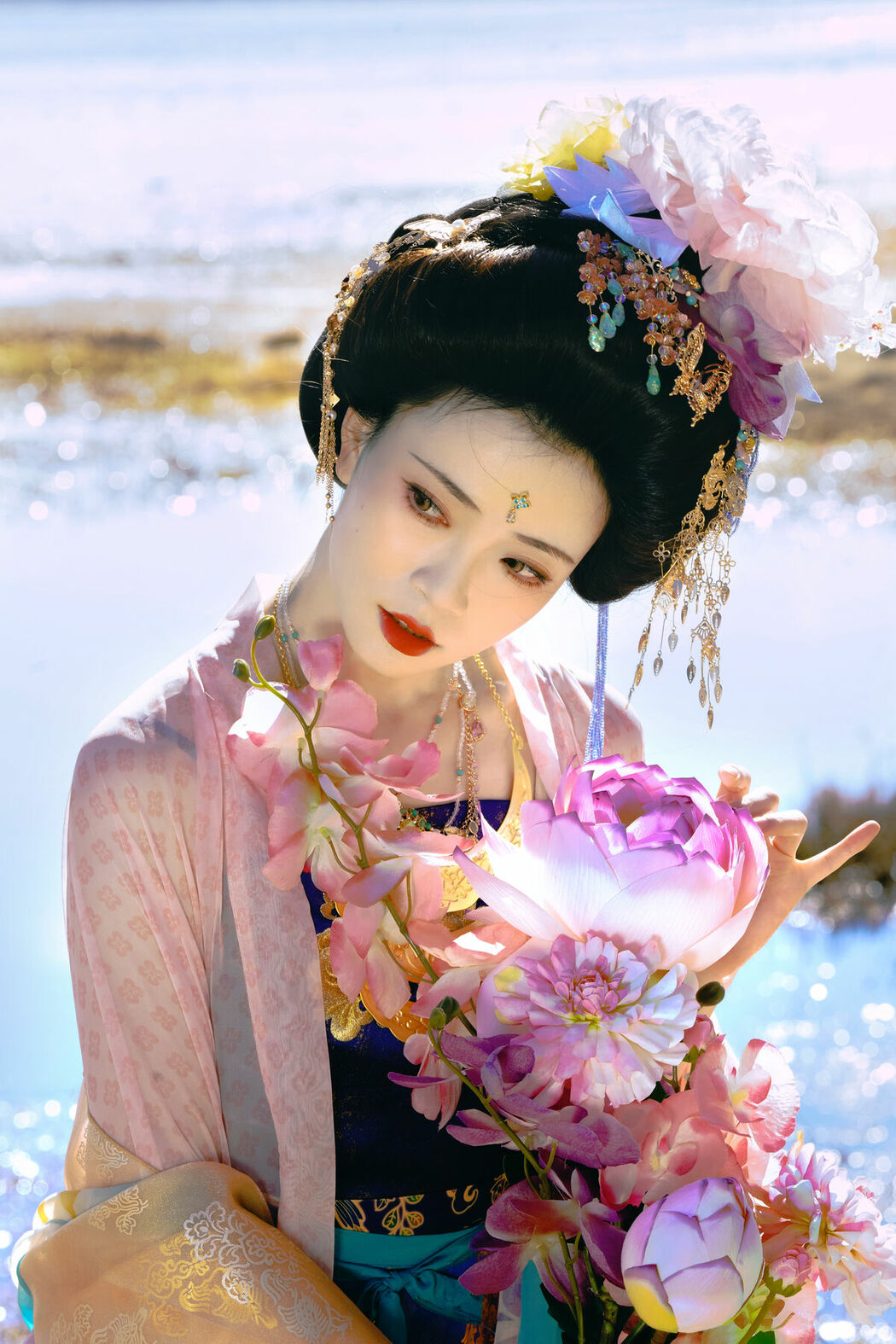 YiTuYu艺图语 Vol.10068 Tao Chi (14P)