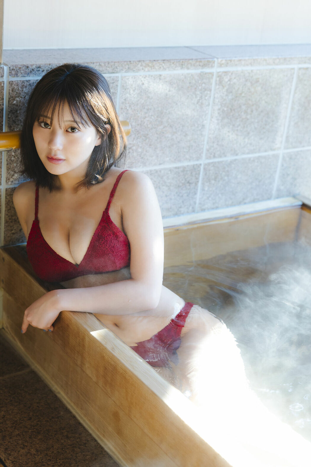 JP Miku Tanaka 田中美久 – ヤングガンガンデジタル限定写真集 銀世界 (68P)