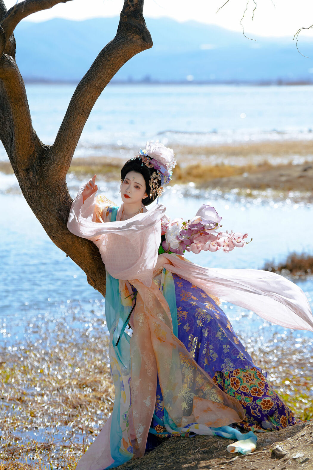 YiTuYu艺图语 Vol.10068 Tao Chi (14P)