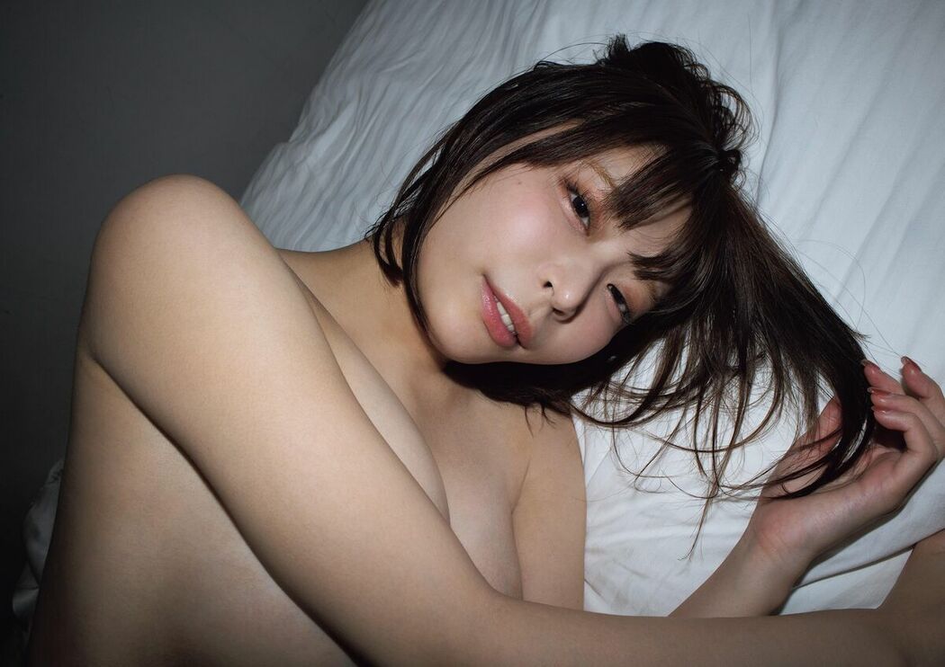 JP Yui Kohinata 小日向結衣 – サード写真集 スーパーエロチカXXX (108P)