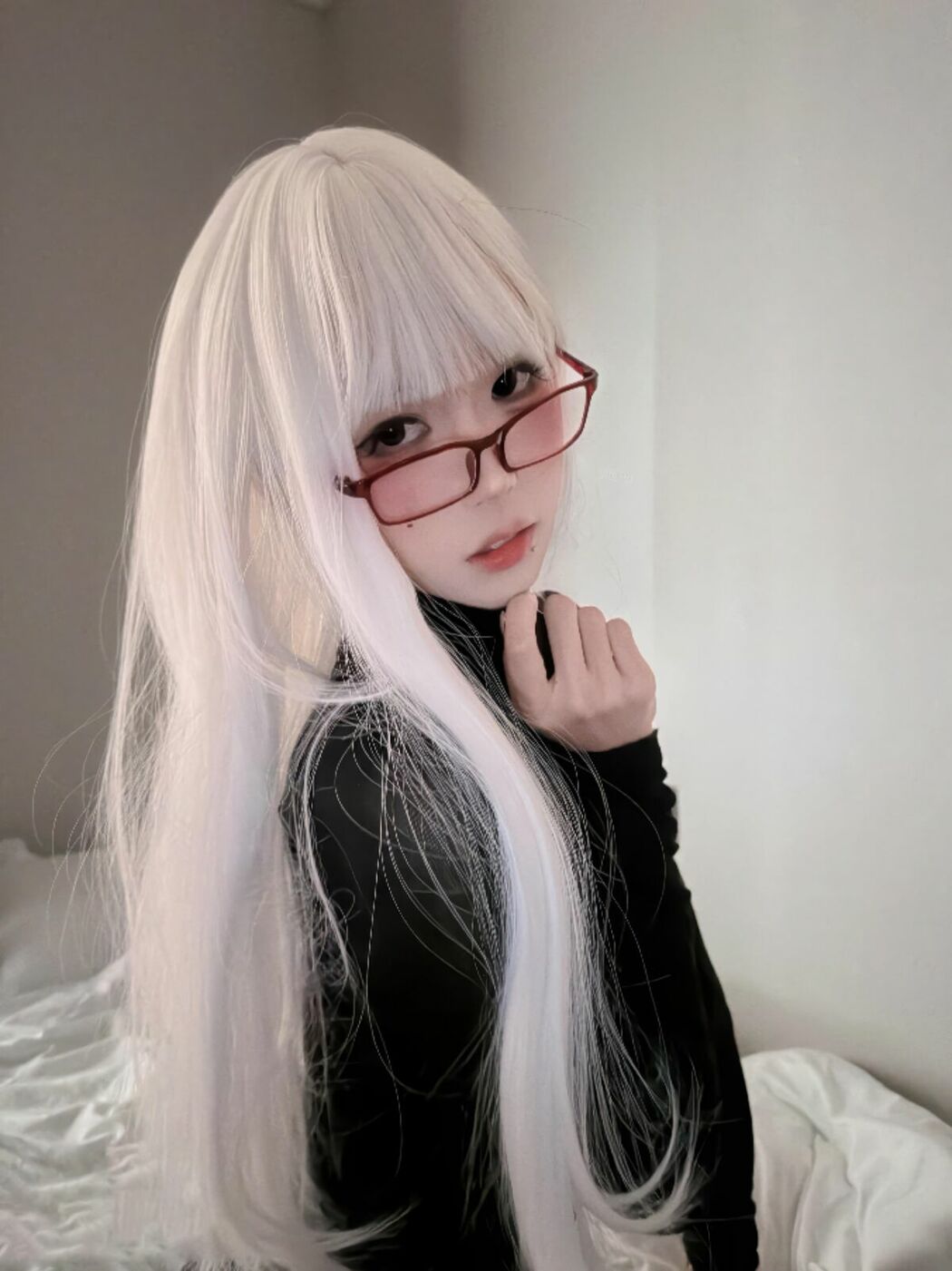 Coser@麻薯好吃 – 暗夜纯白 (53P)