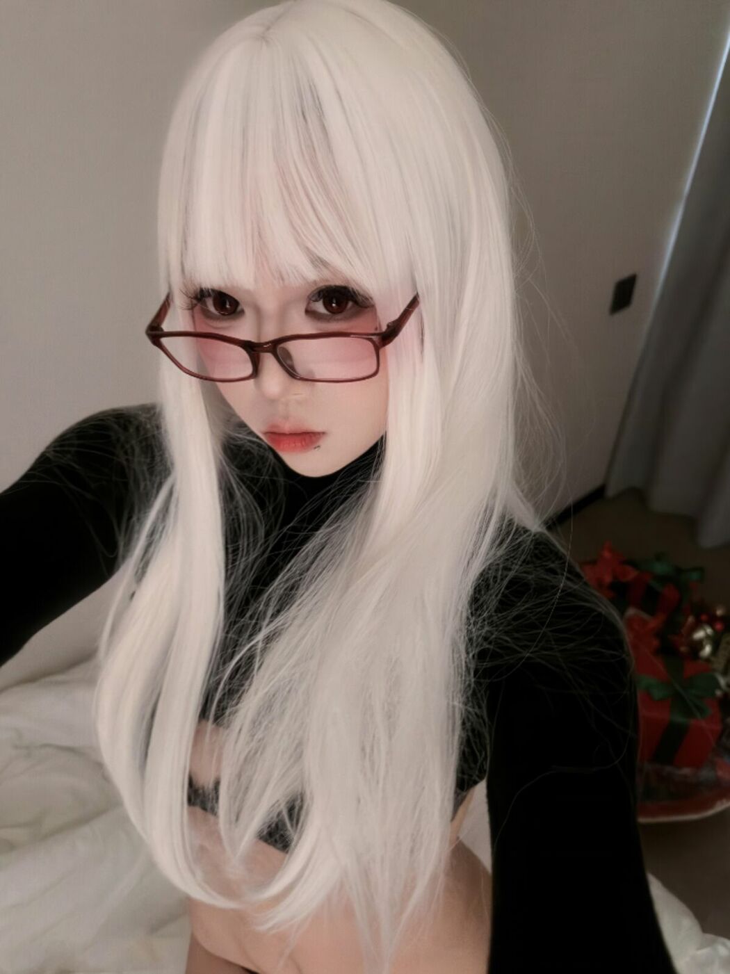 Coser@麻薯好吃 – 暗夜纯白 (53P)