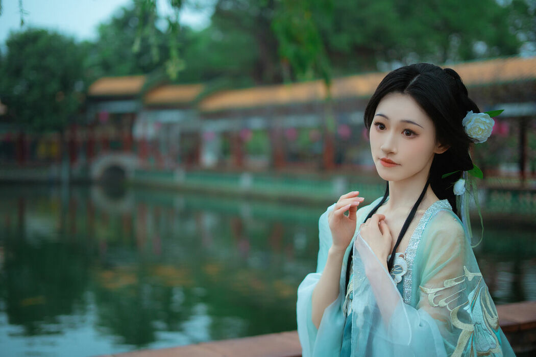 YiTuYu艺图语 Vol.10070 Shi Qi (16P)