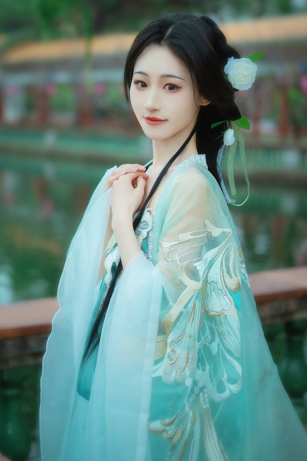YiTuYu艺图语 Vol.10070 Shi Qi (16P) Cover Photo