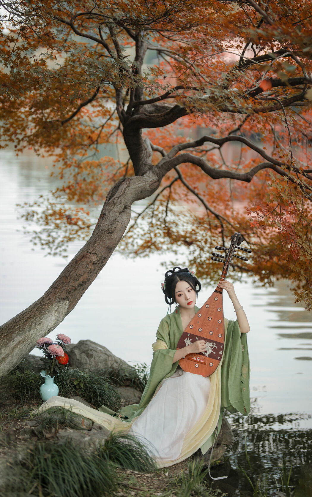 YiTuYu艺图语 Vol.10071 Shi Nan Yuan Bu Shi Zhou (17P)