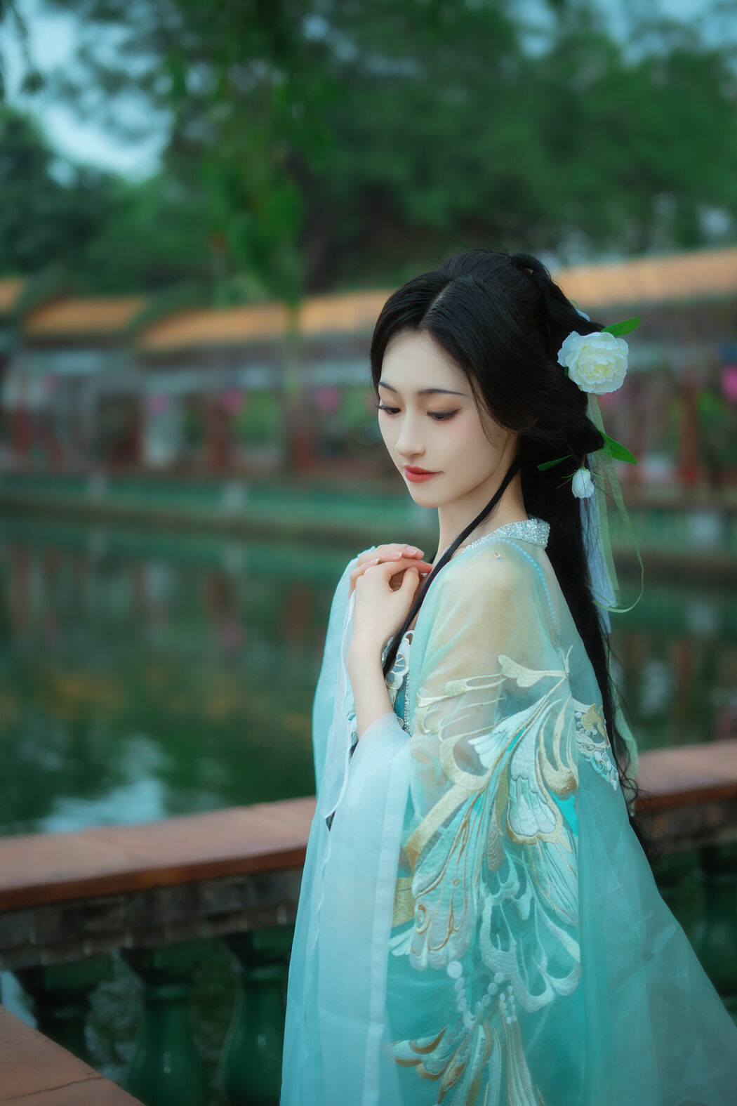 YiTuYu艺图语 Vol.10070 Shi Qi (16P)
